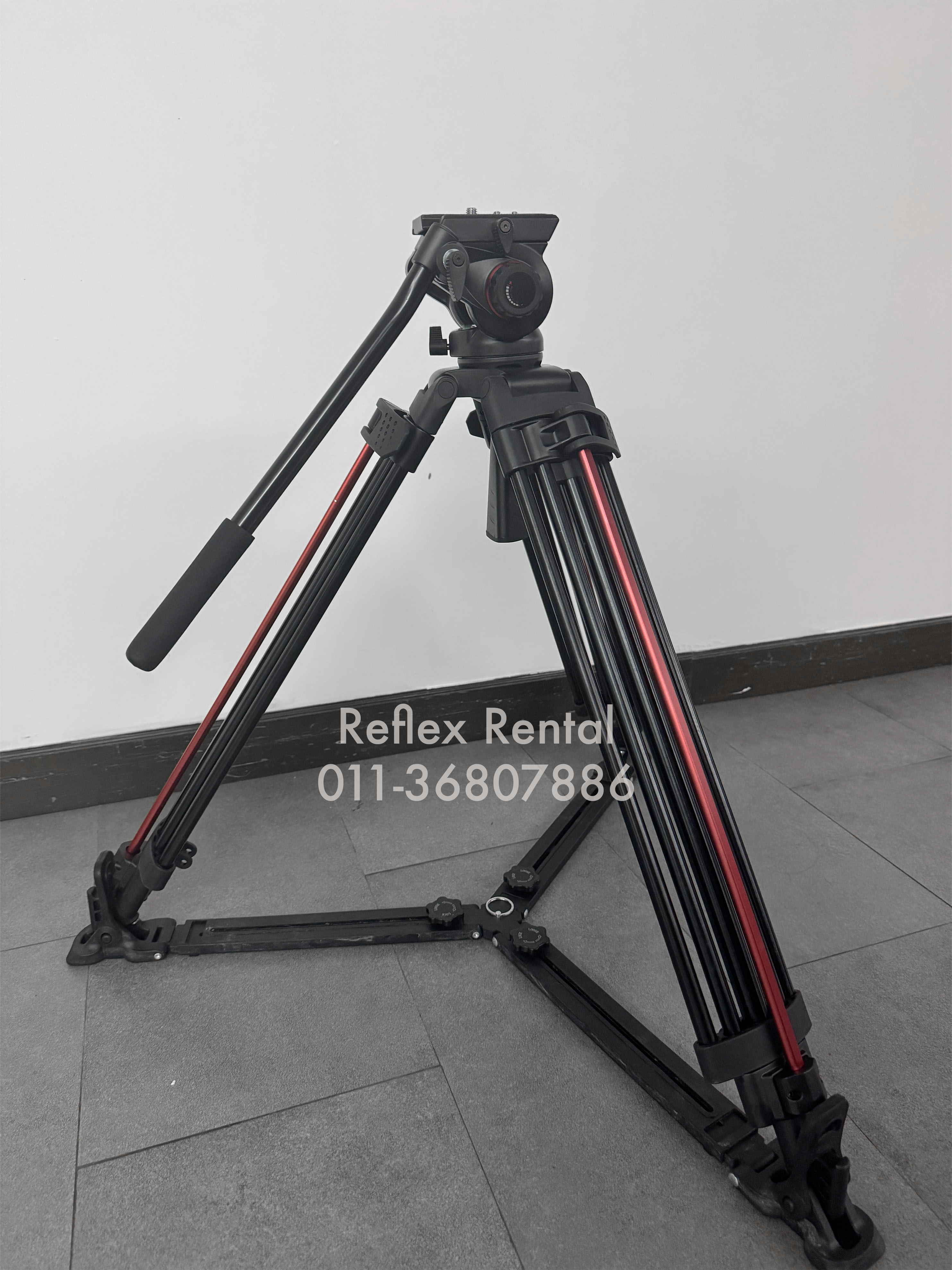 Miliboo MTT605a tripod