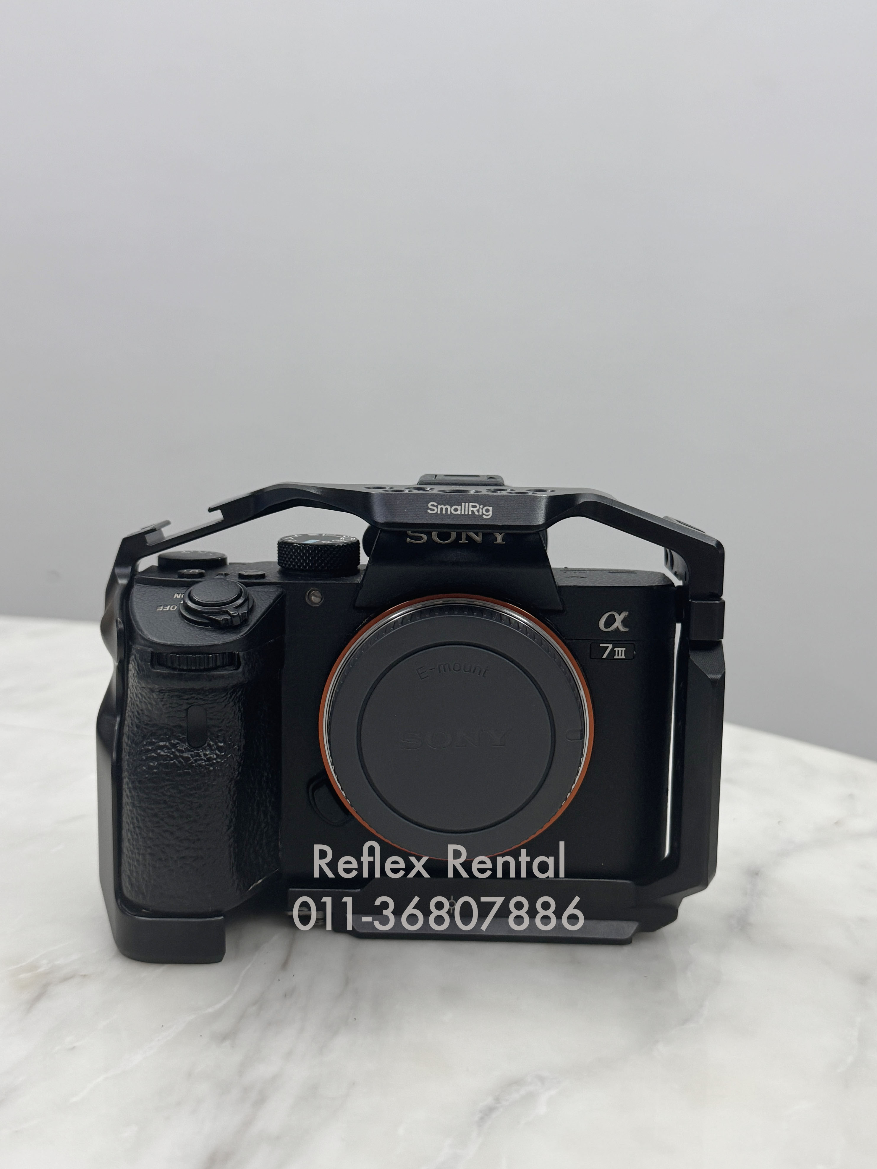 Sony a73